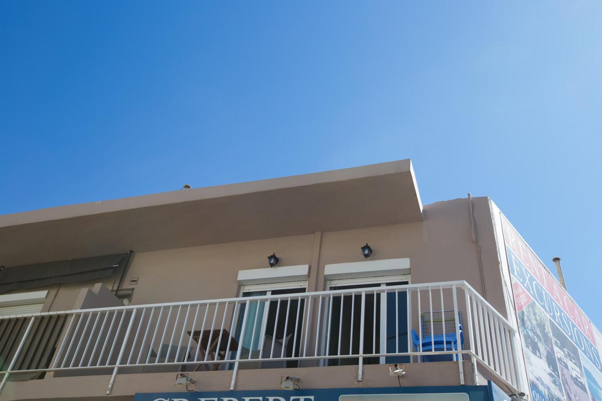 ريثيمنو Theo Apartments المظهر الخارجي الصورة
